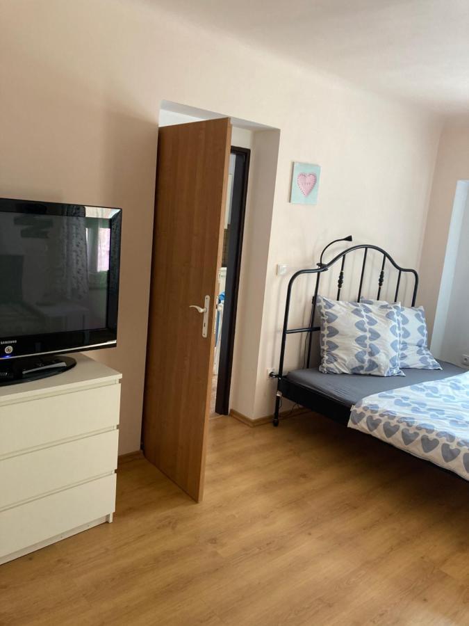 Apartman Centrum Jicin Luaran gambar