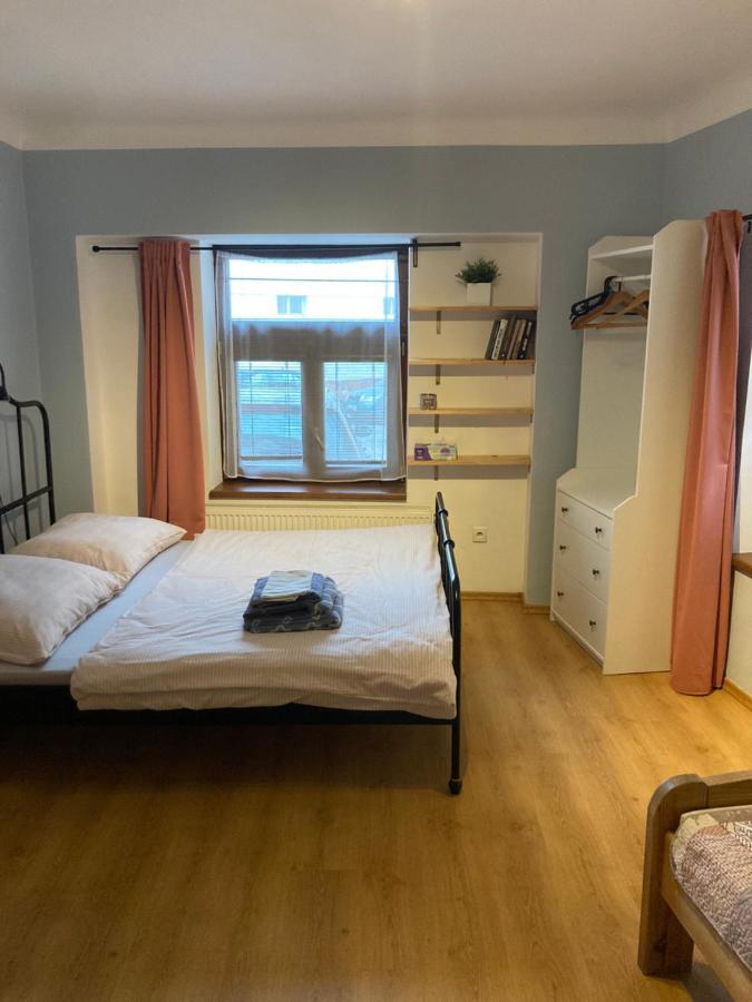 Apartman Centrum Jicin Luaran gambar